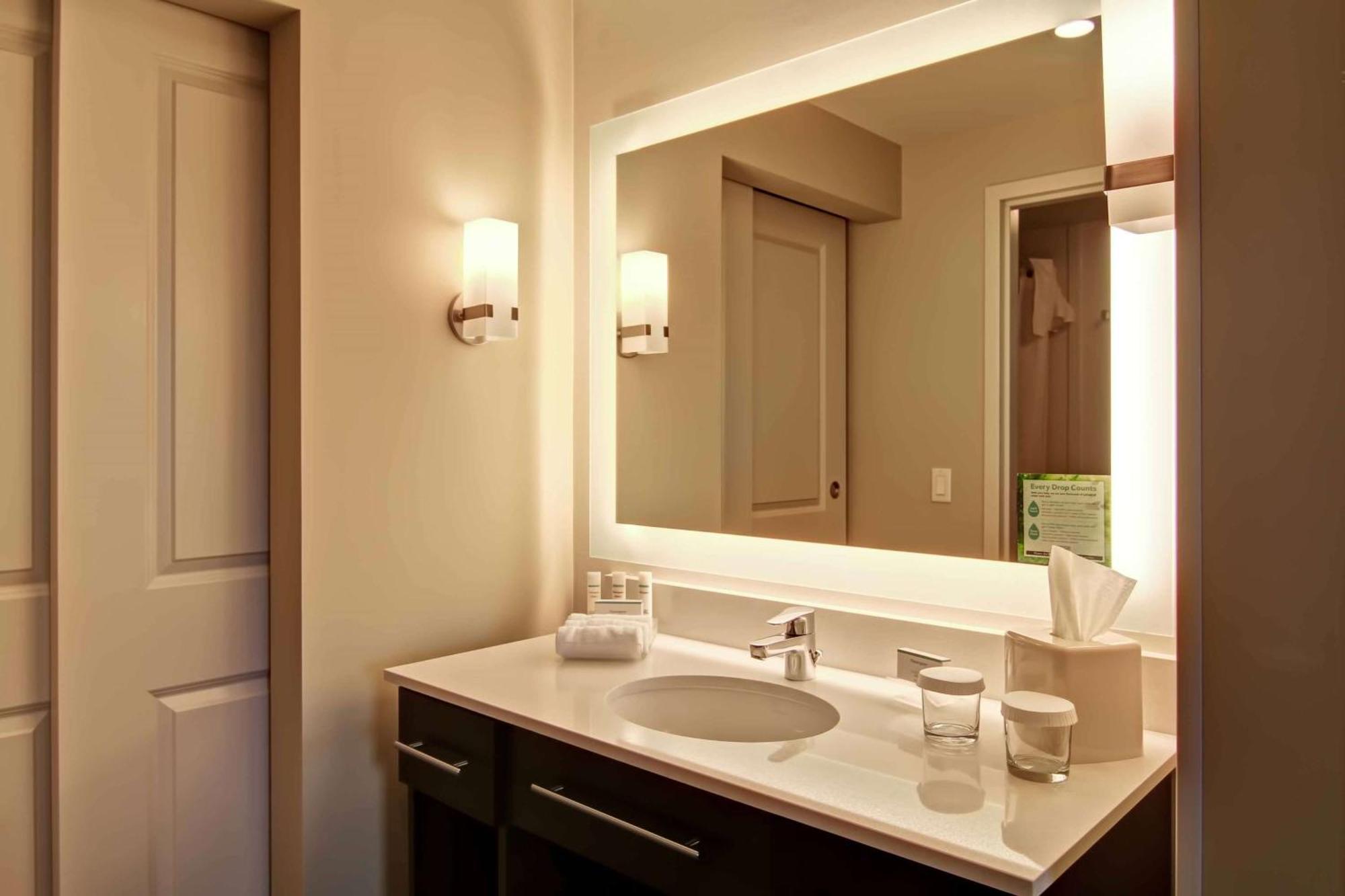Homewood Suites By Hilton Seattle-Иссакуа Экстерьер фото
